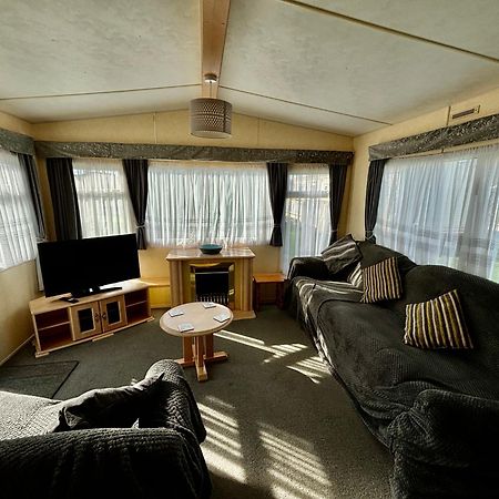 Seaview 145 - Pet Friendly, Bath And Close To Beach & Fantasy Island - Meadow Lakes Caravan & Lodge Hire Ingoldmells Luaran gambar