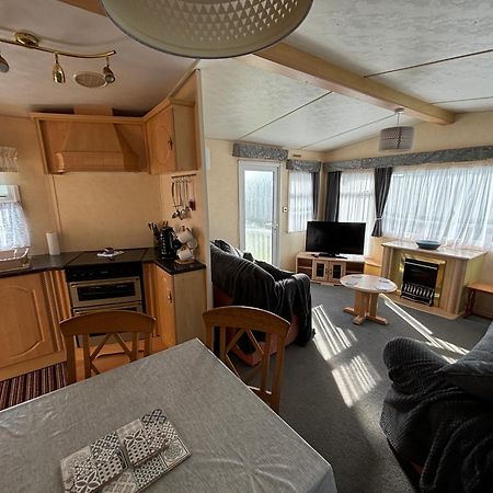 Seaview 145 - Pet Friendly, Bath And Close To Beach & Fantasy Island - Meadow Lakes Caravan & Lodge Hire Ingoldmells Luaran gambar