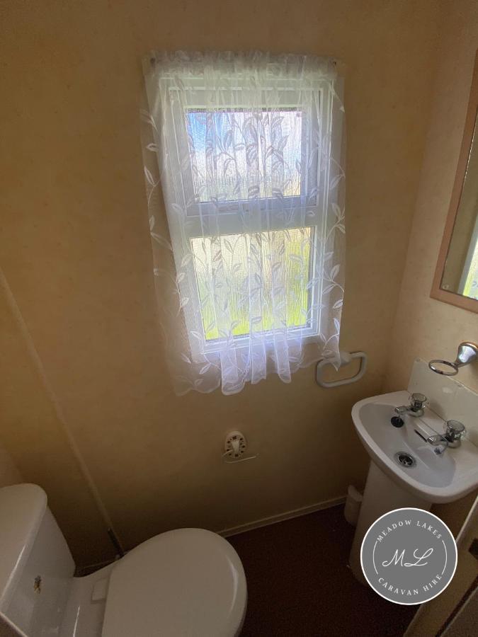 Seaview 145 - Pet Friendly, Bath And Close To Beach & Fantasy Island - Meadow Lakes Caravan & Lodge Hire Ingoldmells Luaran gambar